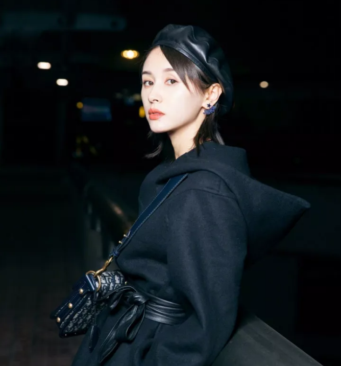 今年秋冬最chic！原來短發(fā)和帽子這么配啊！