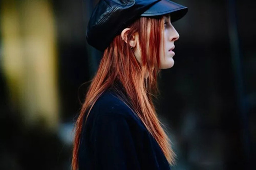 寒冬不怕狂風吹毀造型，報童帽就是你的時髦大招！