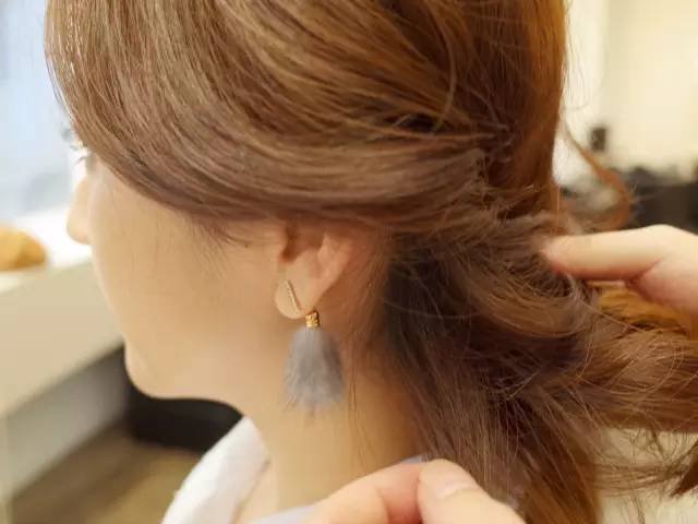 貝雷帽要蓋住一只耳朵嗎? 貝雷帽要蓋住一只耳朵嗎?