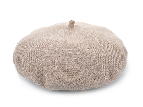 最適合臉大的3款帽子，顯小裝嫩美炸天