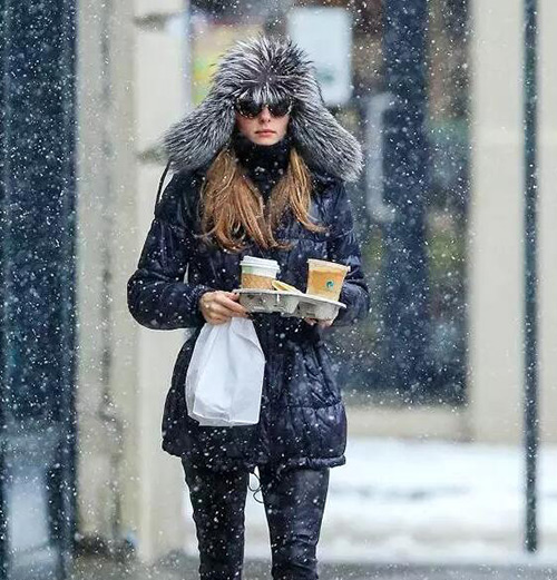 科普一下帽子怎么戴才美？