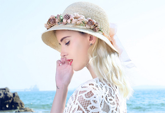 這個夏天草帽才是時尚的主角喲！